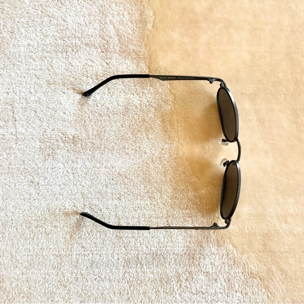 Vintage Y2K Gunmetal Gray Sunglasses - Picture 2 of 6